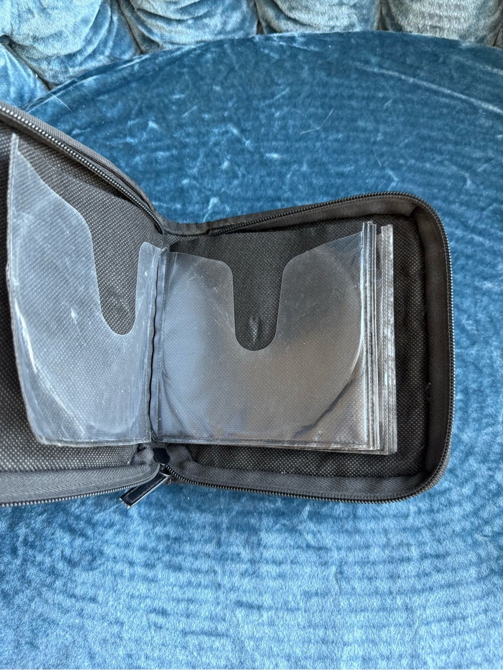 CD/DVD Holder